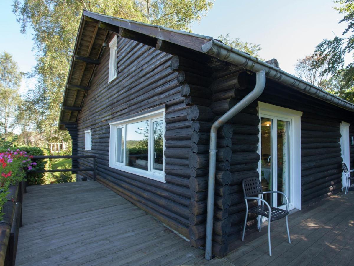 Open Wooden Chalet Built Against A Hill Francorchamps Dış mekan fotoğraf