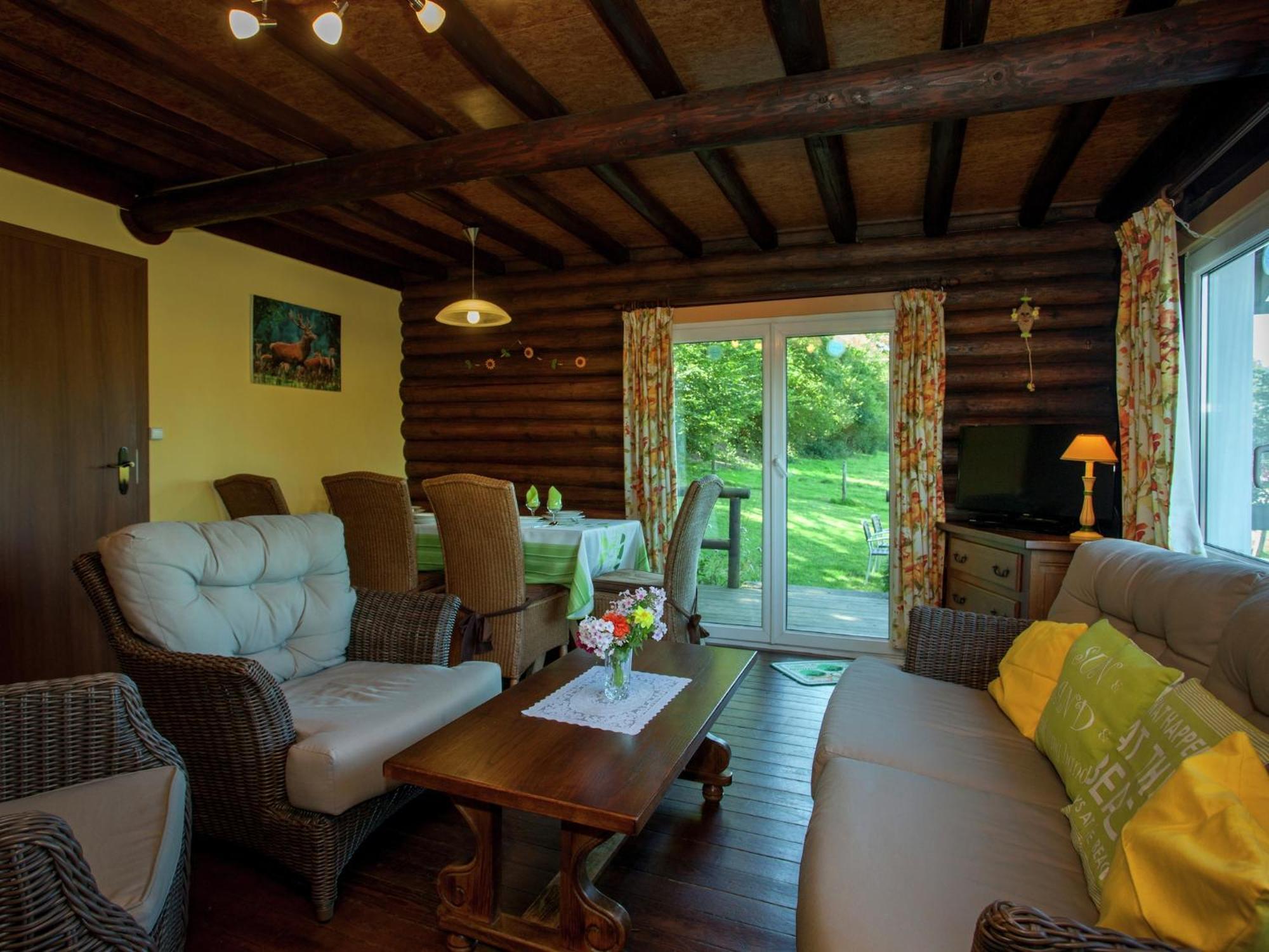 Open Wooden Chalet Built Against A Hill Francorchamps Dış mekan fotoğraf